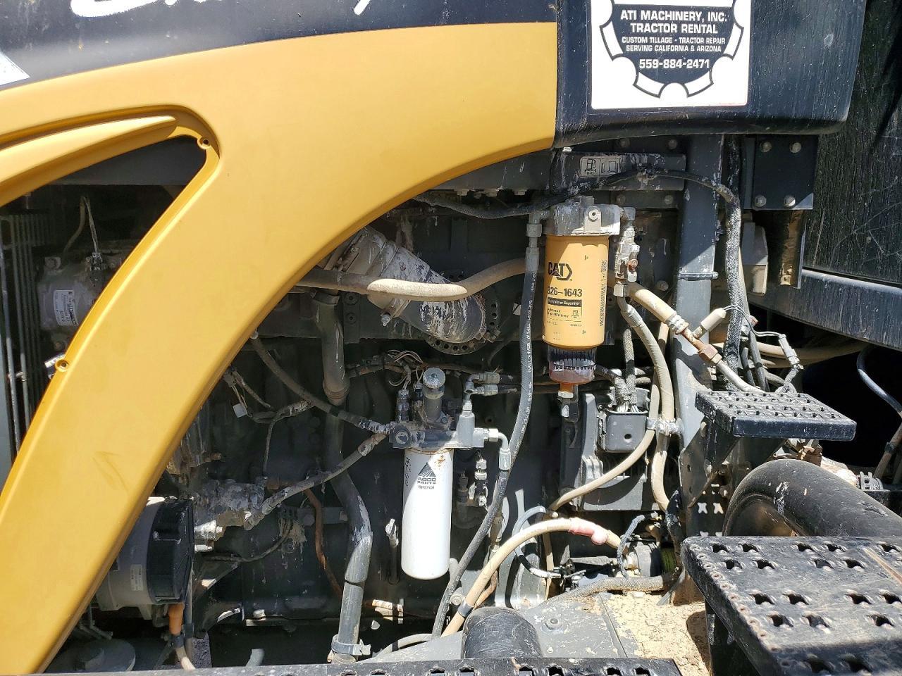 2010 Challenger 835 Tractor