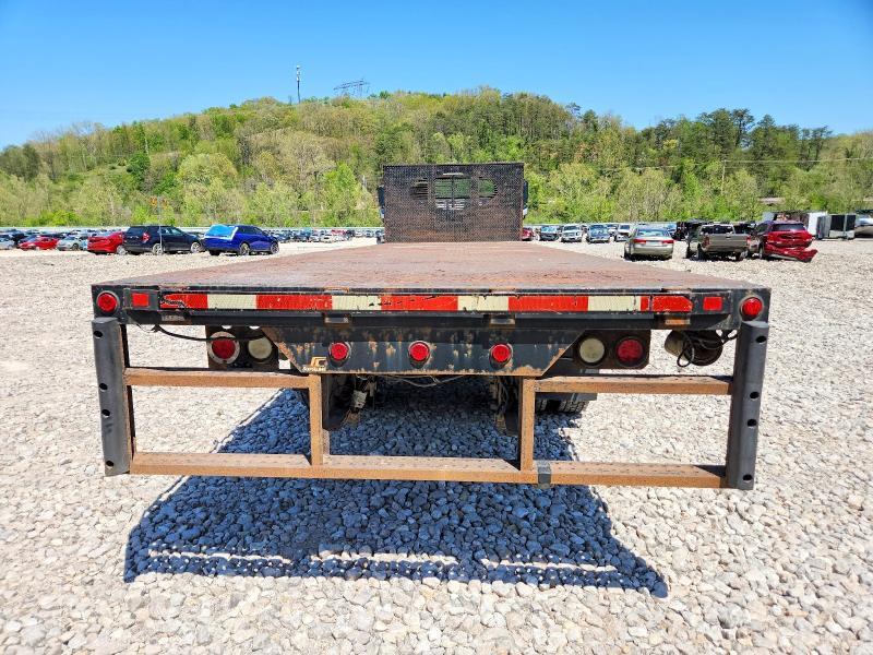 2015 Freightliner Business Class M2 Flatbed Truck