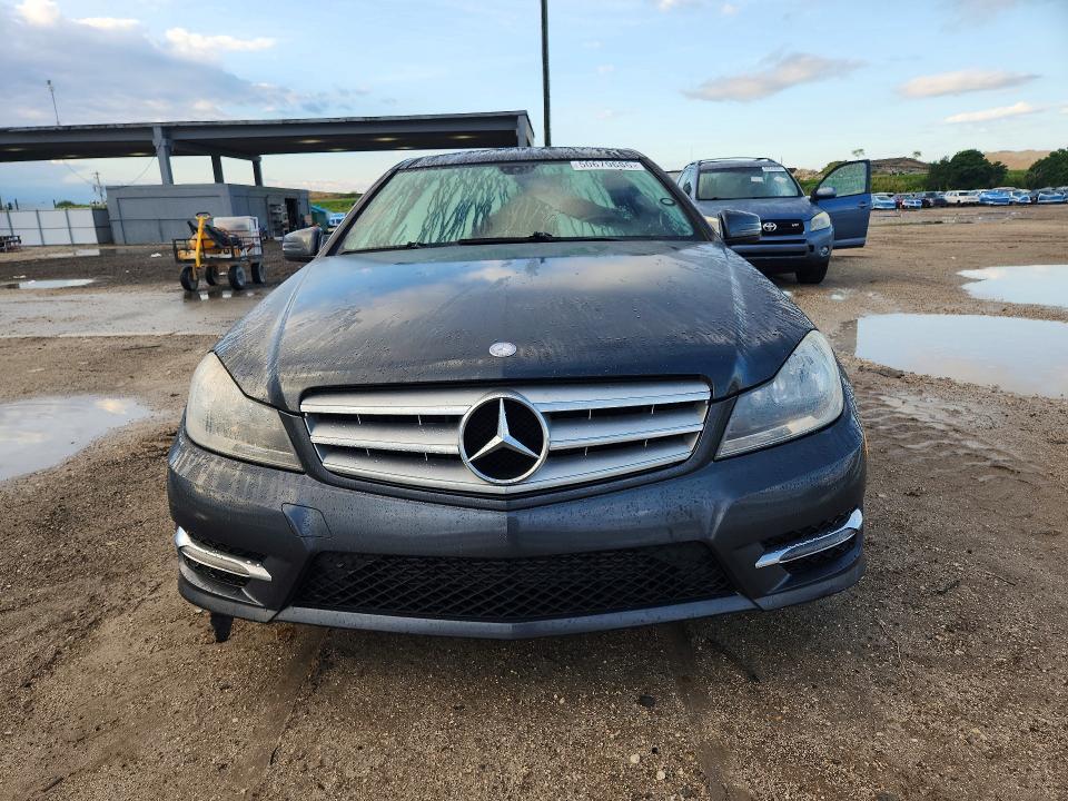 2013 Mercedes-Benz C 250