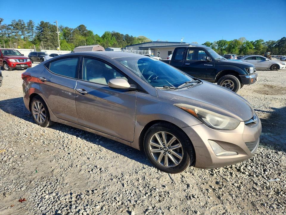 2014 Hyundai Elantra se