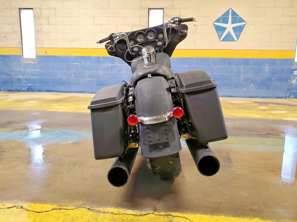 2010 Harley-Davidson Flhx