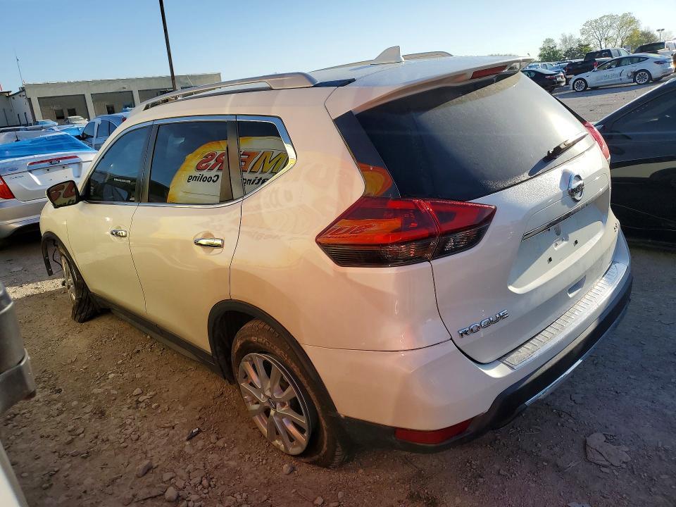 2018 Nissan Rogue sv