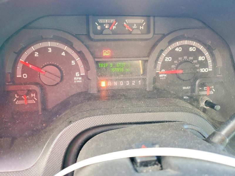 2015 Ford Econoline E450 Super Duty Cutaway Van