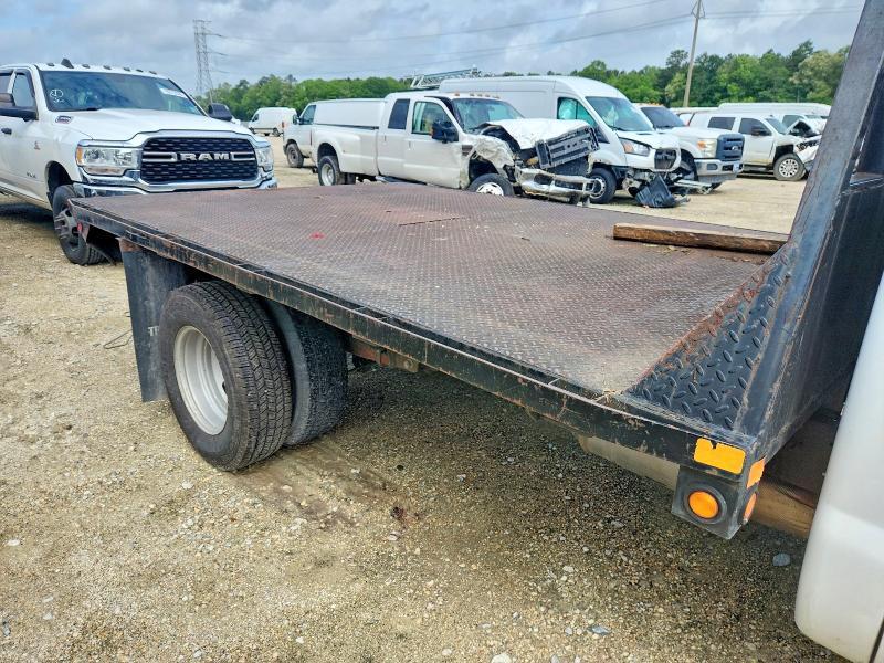 2013 Ford F350 Super Duty Flatbed Truck