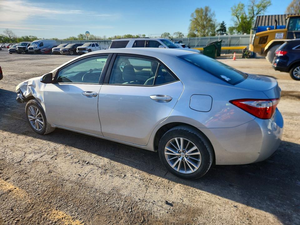 2015 Toyota Corolla le Plus