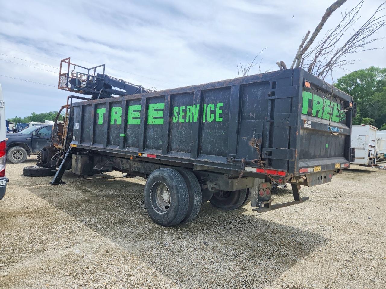 2009 Sterling Acterra Grapple Crane Truck