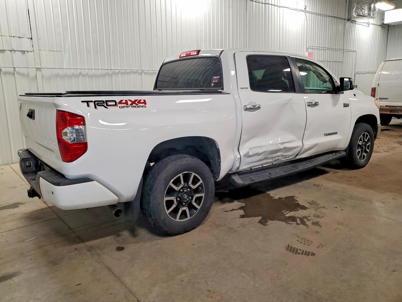 2015 Toyota Tundra Crewmax Limited