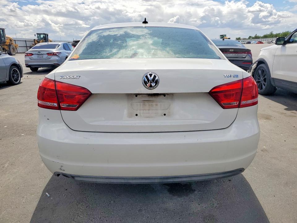 2014 Volkswagen Passat se