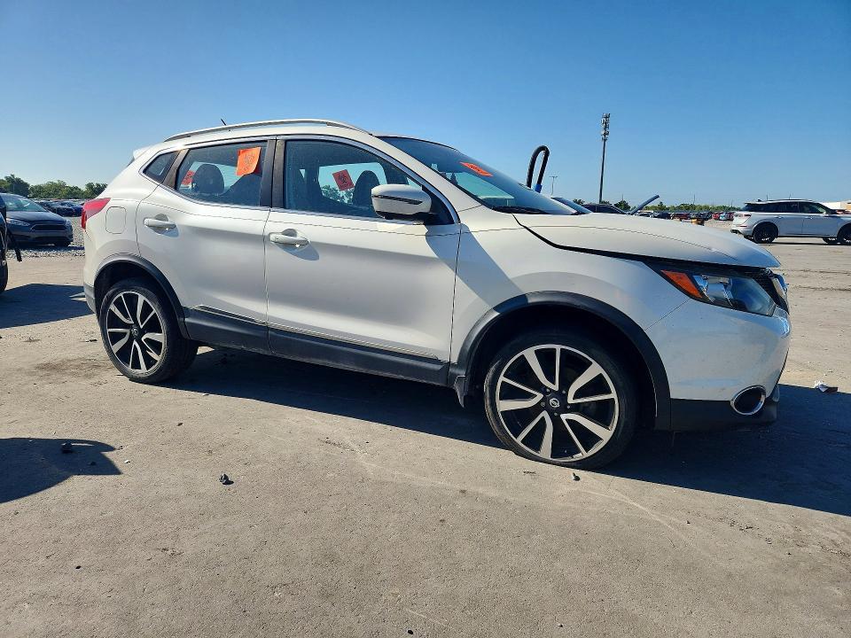 2017 Nissan Rogue Sport sl
