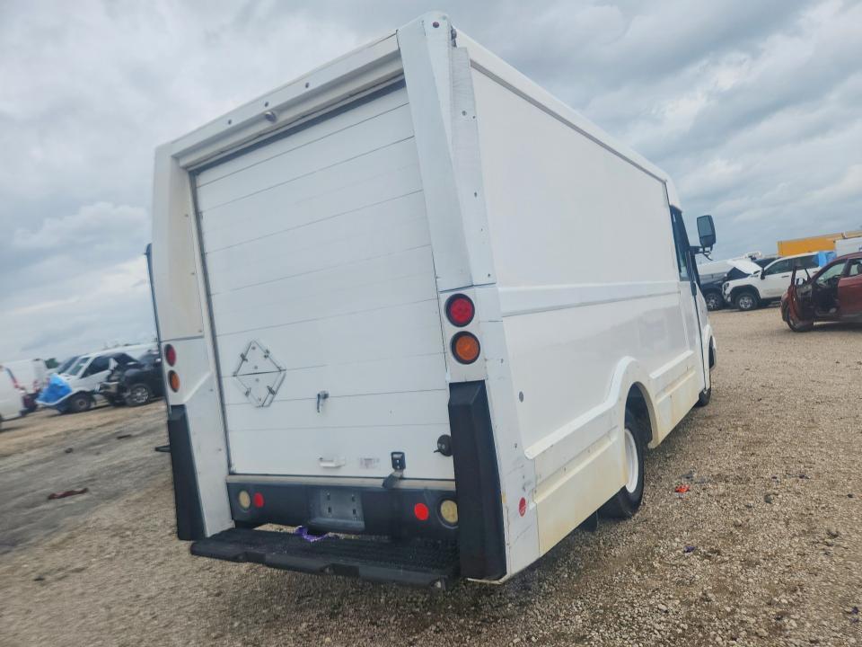 2013 Isuzu NPR HD Delivery Van