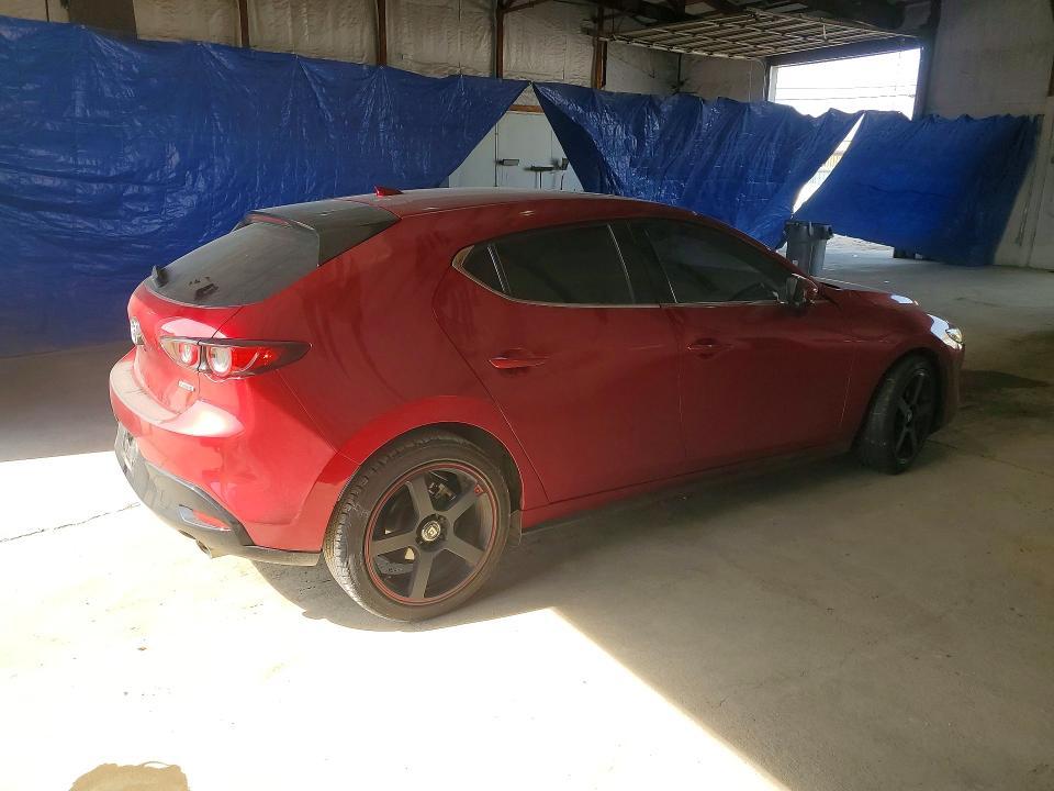 2021 Mazda 3 Premium