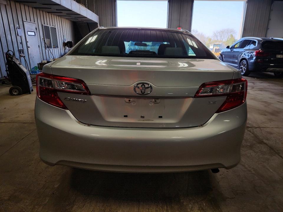 2013 Toyota Camry le