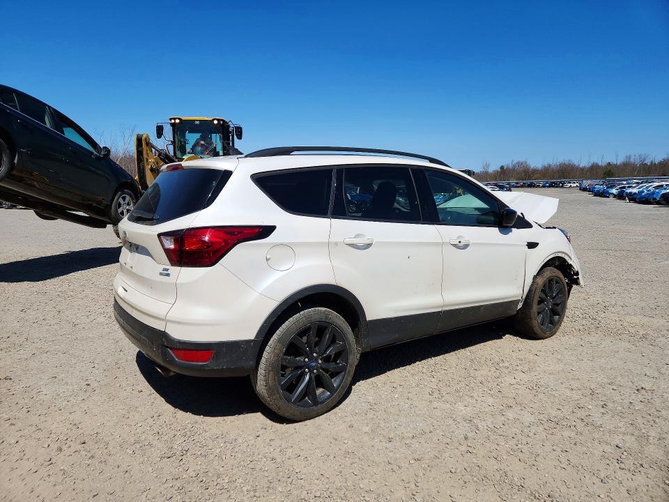2019 Ford Escape se