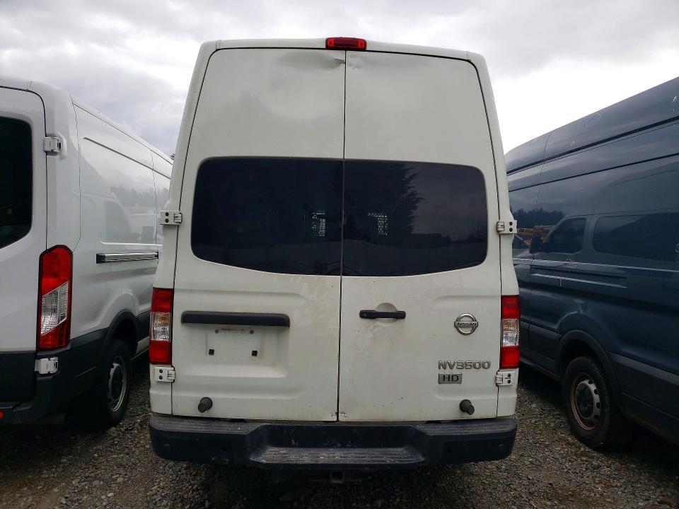 2016 Nissan NV 3500 HD SV