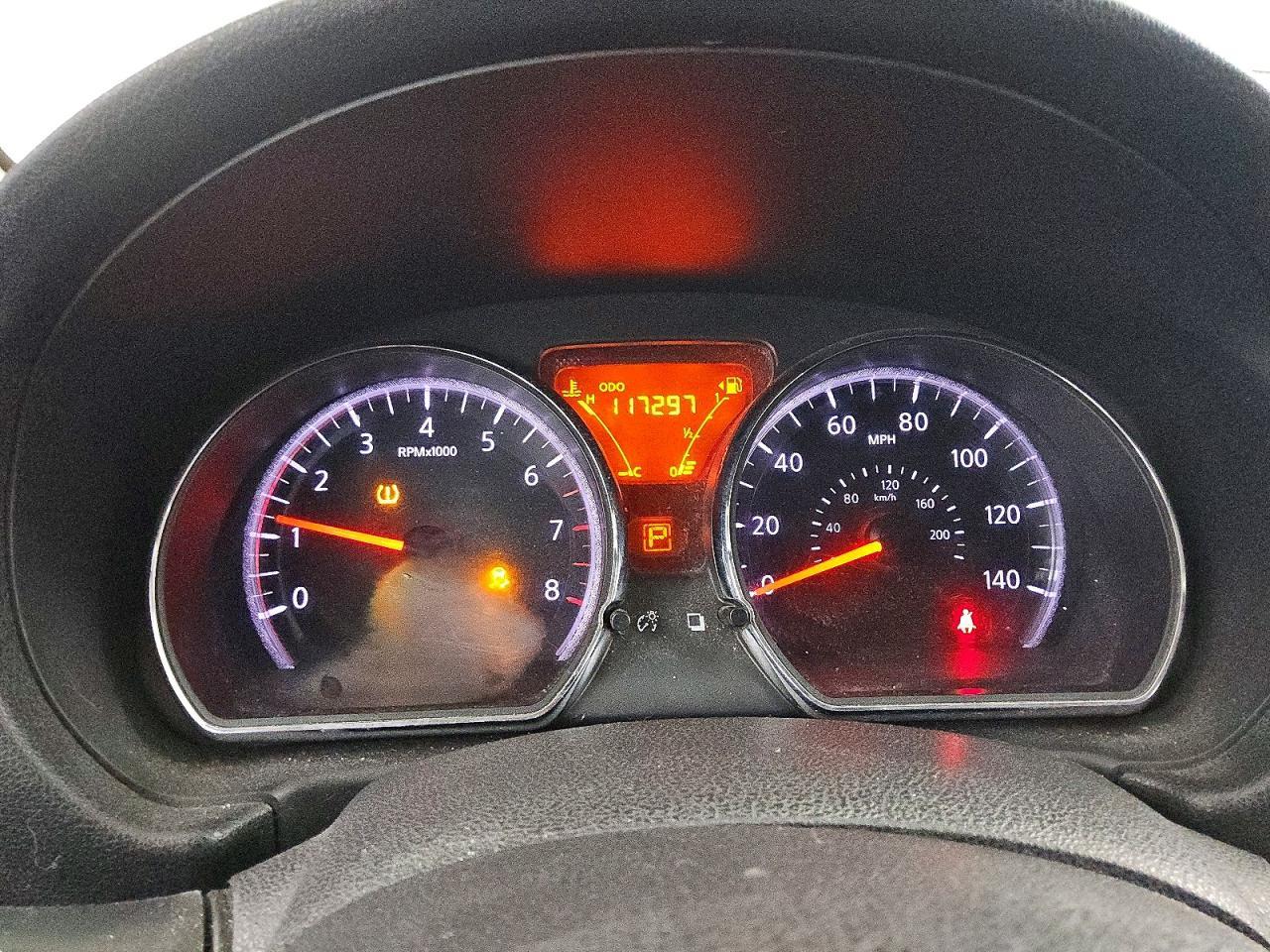 2013 Nissan Versa 1.6 s