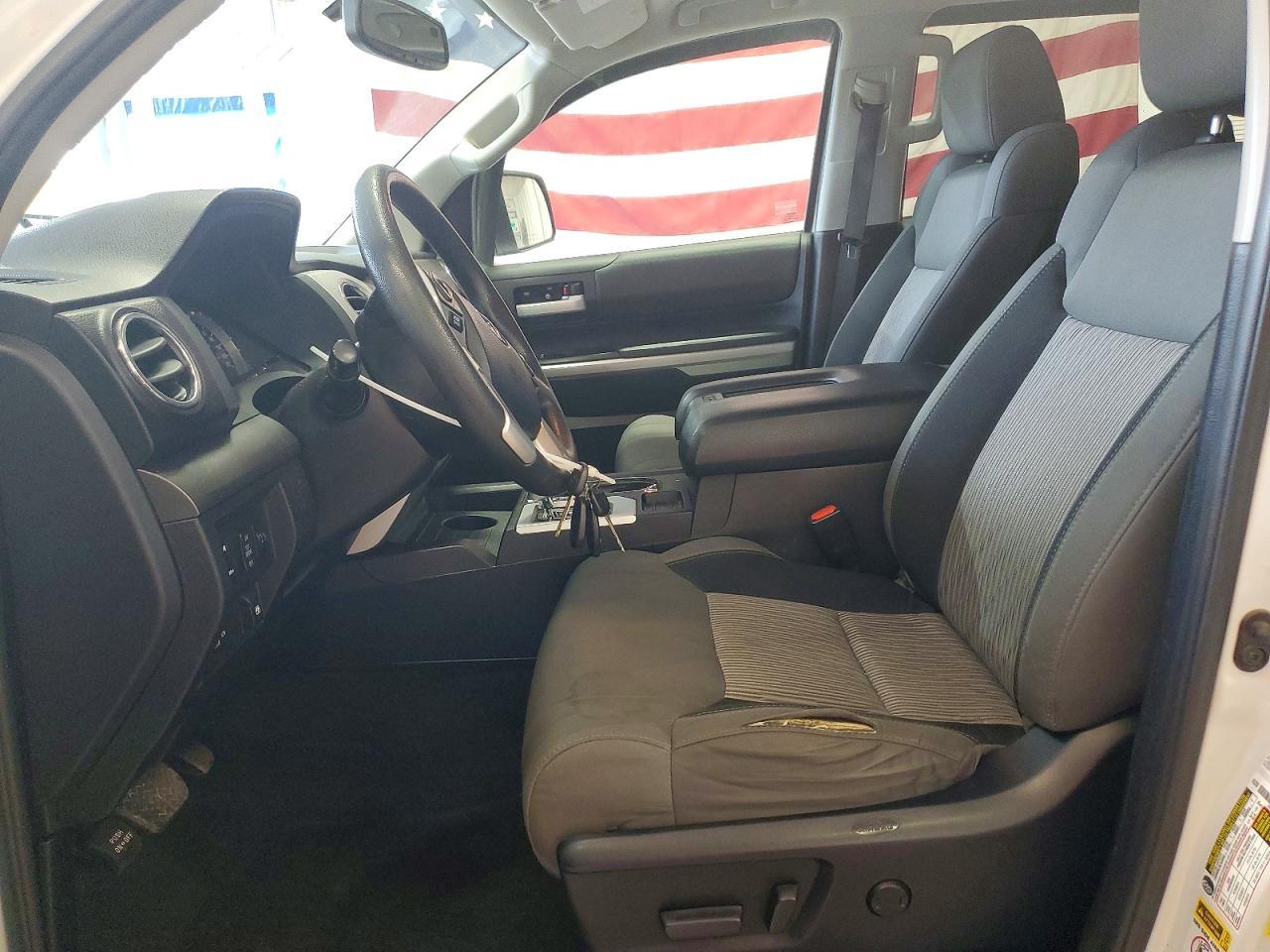 2015 Toyota Tundra SR5