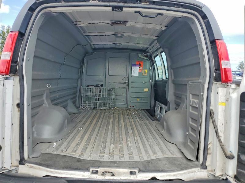 2012 GMC Savana G2500 Delivery van