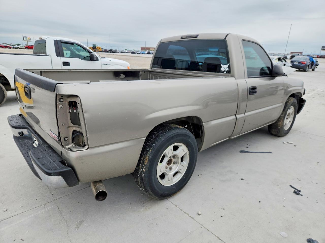 2003 GMC New Sierra C1500