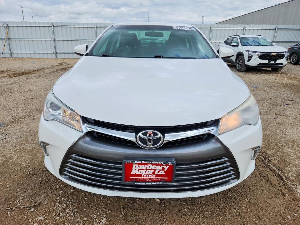 2017 Toyota Camry le
