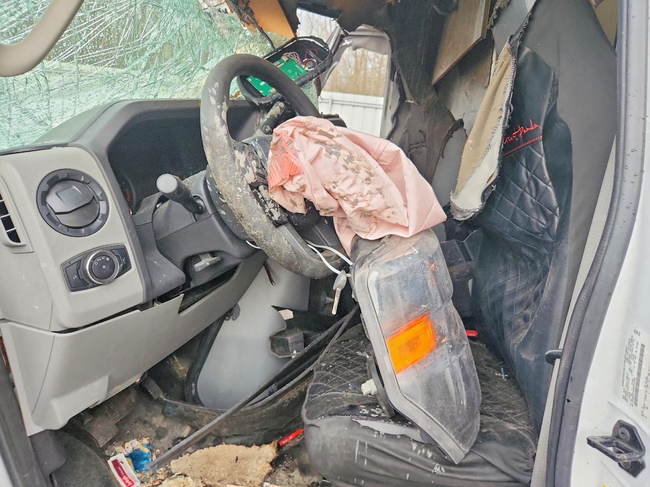 2024 Ford Econoline E450 Super Duty Cutaway Van