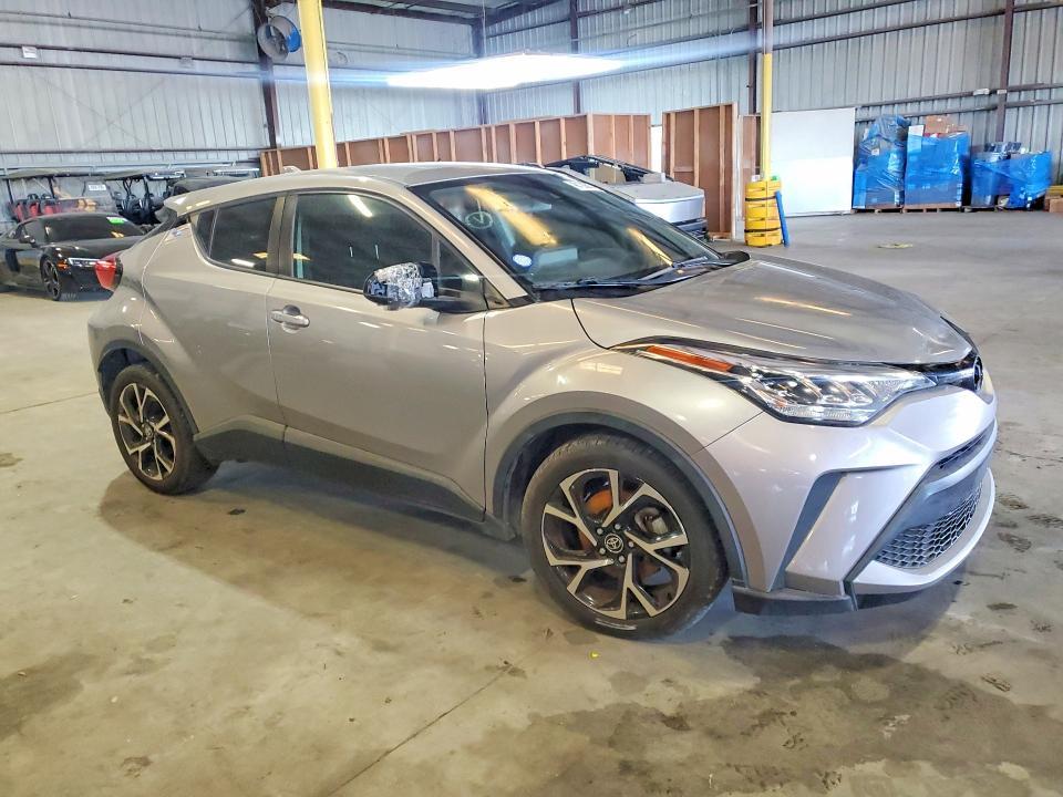 2020 Toyota C-hr xle