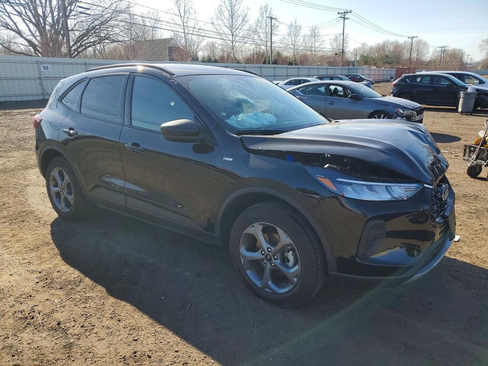 2025 Ford Escape st Line