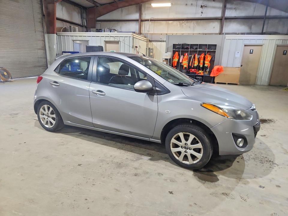 2014 Mazda 2 Touring