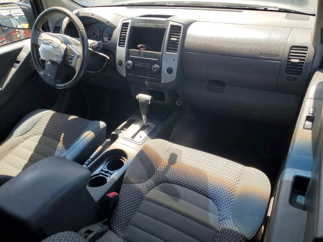 2009 Nissan Frontier SE V6