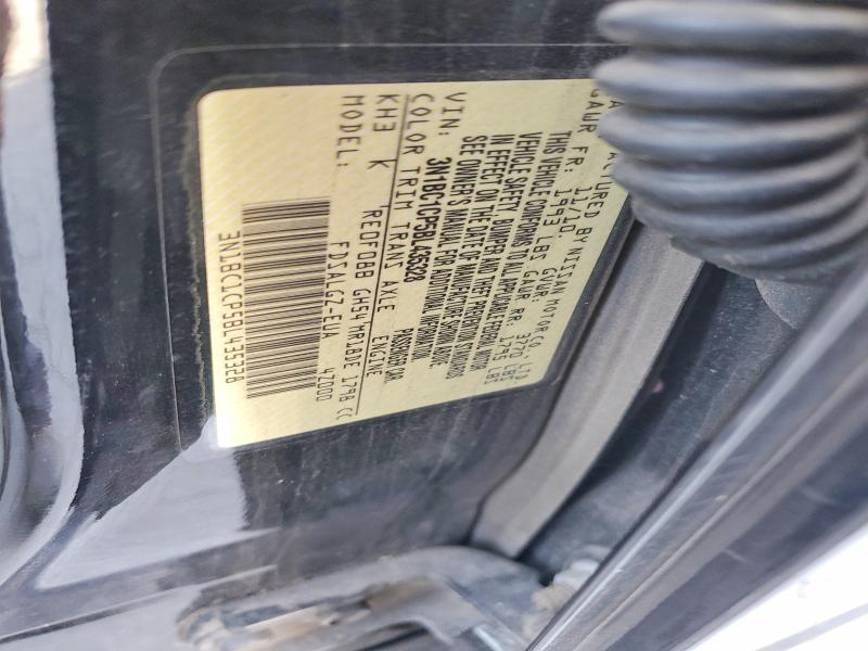 2011 Niss Versa 1.8 s