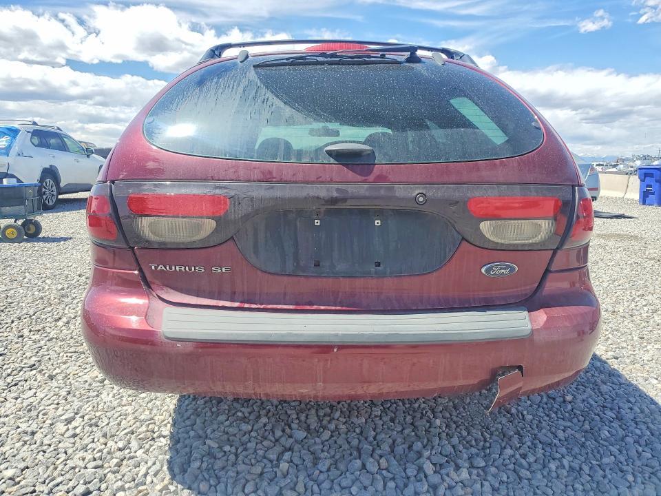 2005 Ford Taurus se
