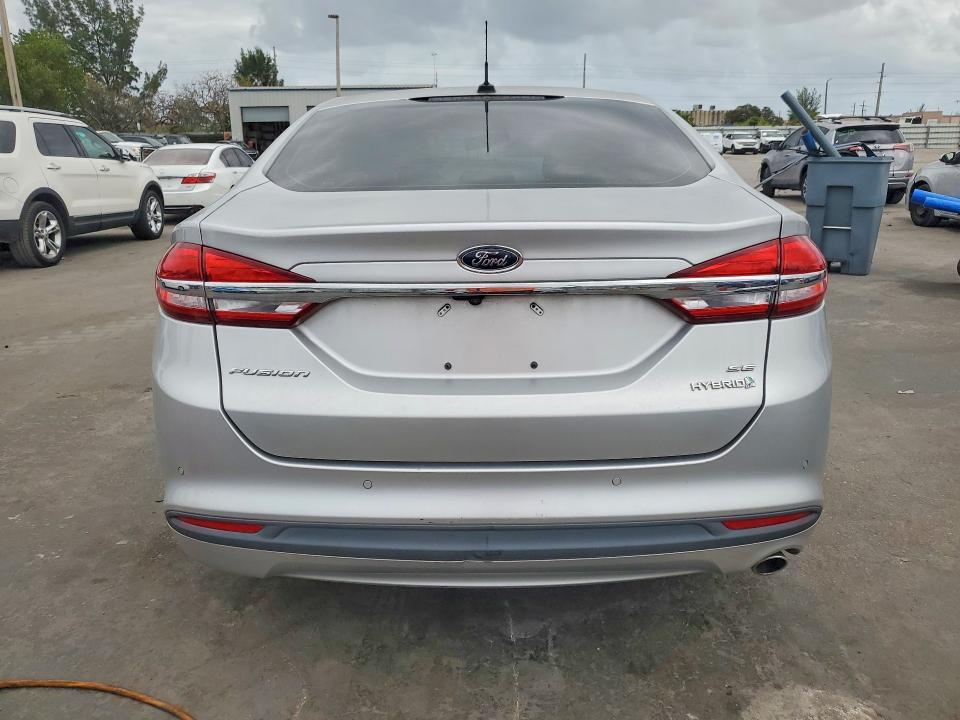 2017 Ford Fusion se Hybrid
