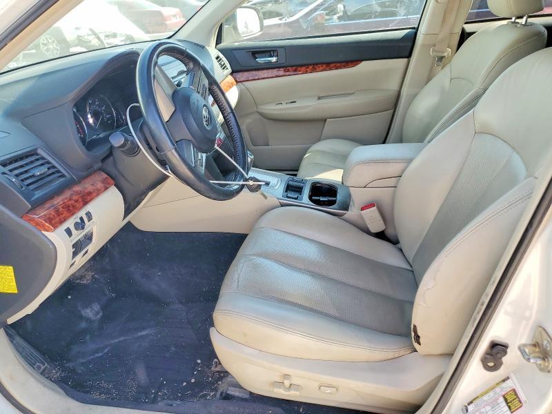 2010 Subaru Outback 2.5i Limited