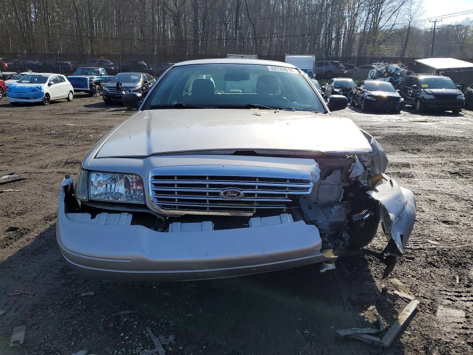 2008 Ford Crown Victoria lx