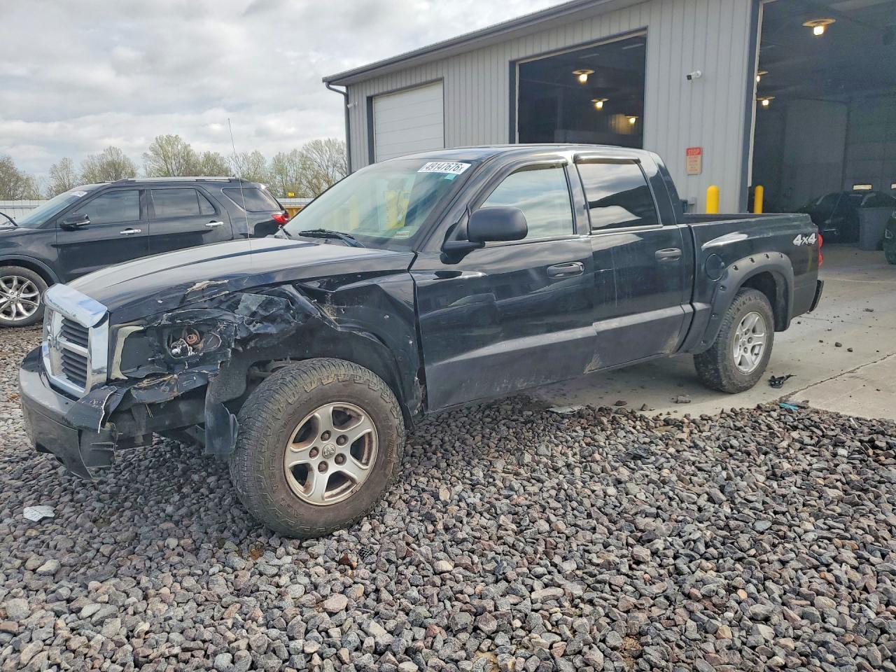 2005 Dodge Dakota Quad SLT