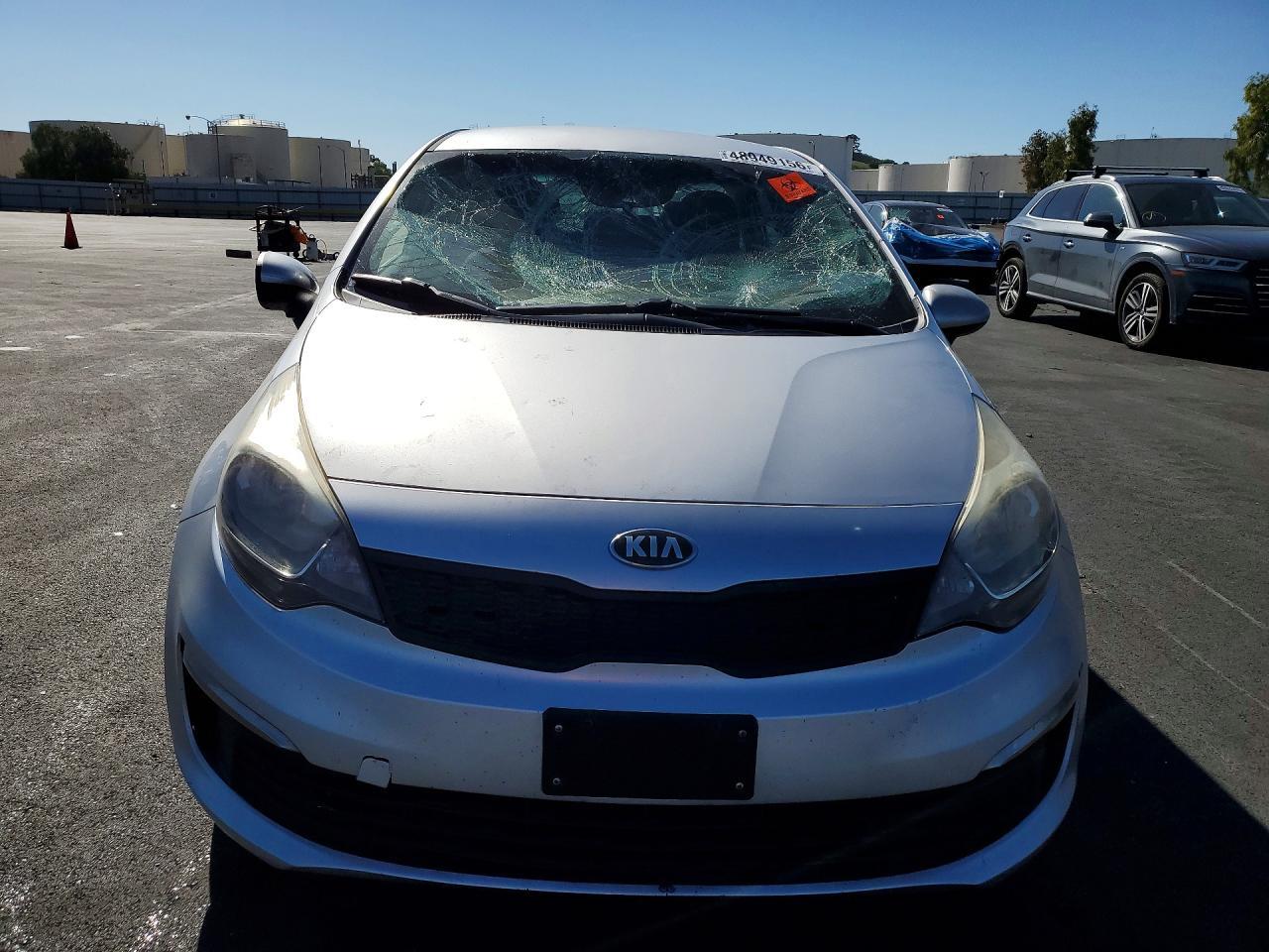 2016 KIA Rio lx