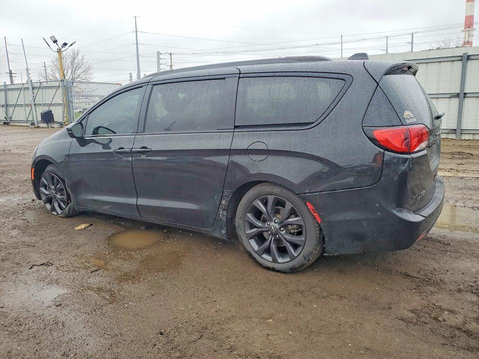 2018 Chrysler Pacifica Limited