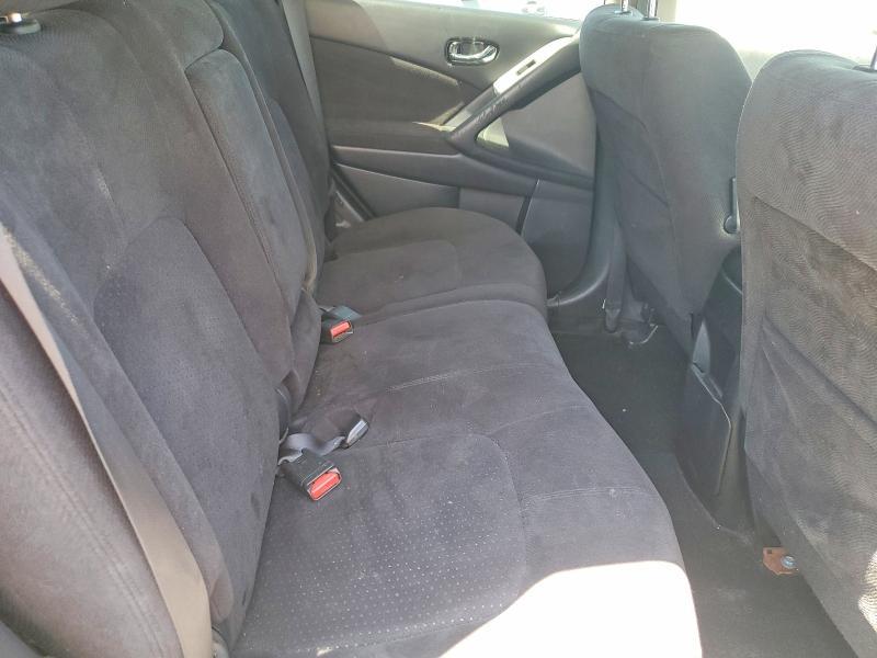 2012 Nissan Murano s