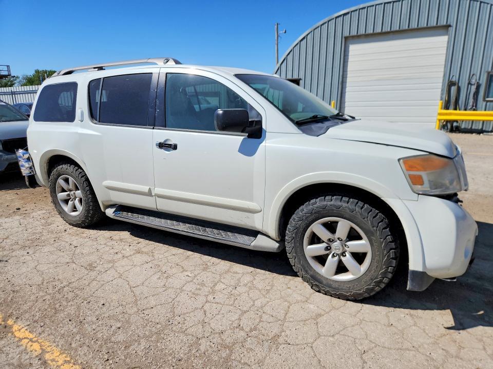 2014 Nissan Armada sv
