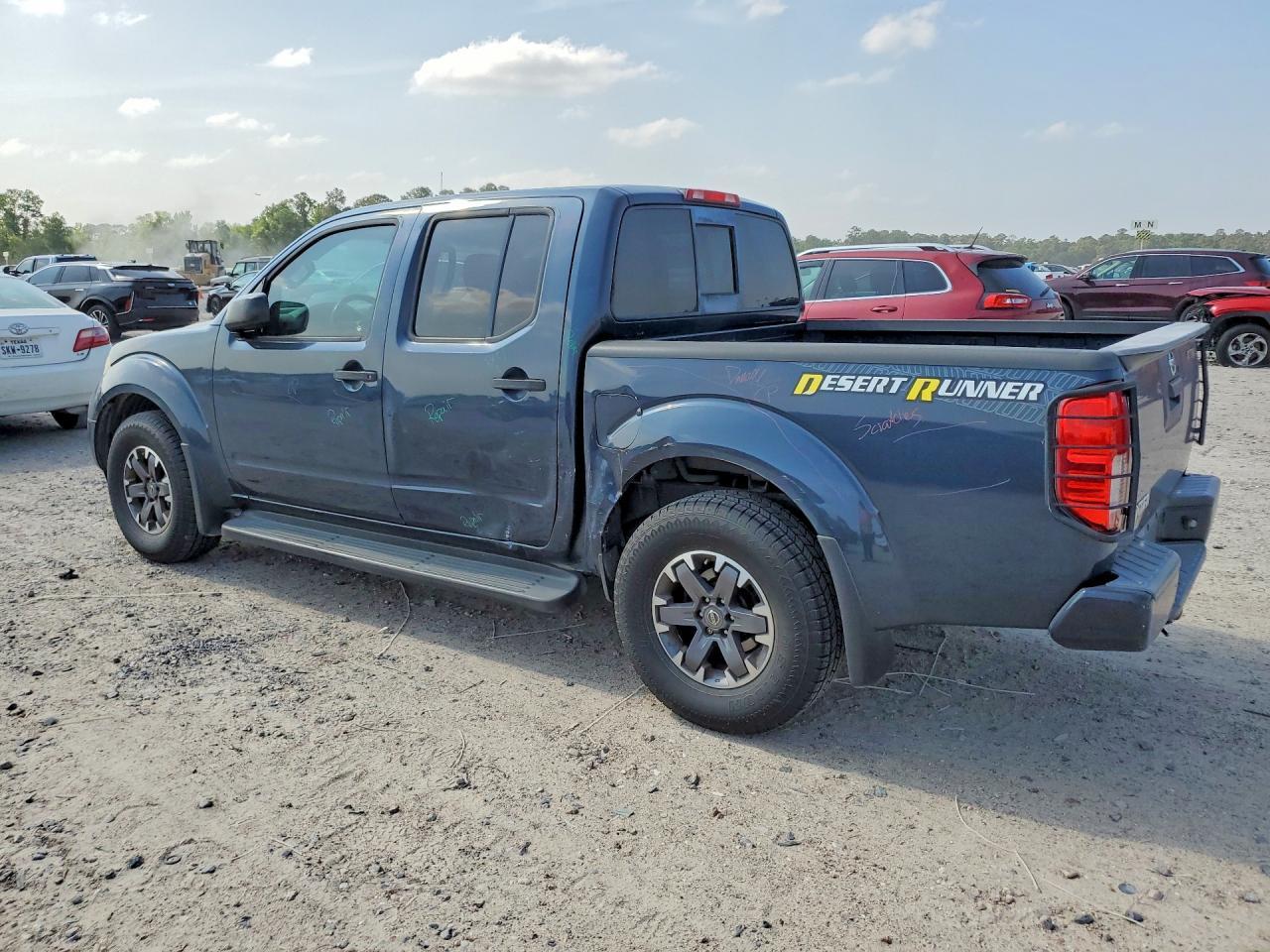 2016 Nissan Frontier Desert Runner