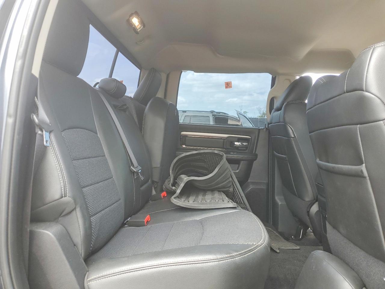 2014 Dodge RAM 1500 Sport
