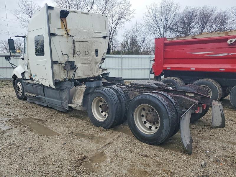 2016 International Prostar Semi Truck