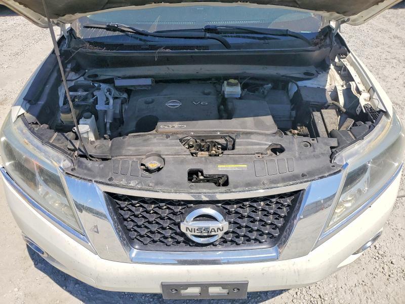 2016 Nissan Pathfinder s