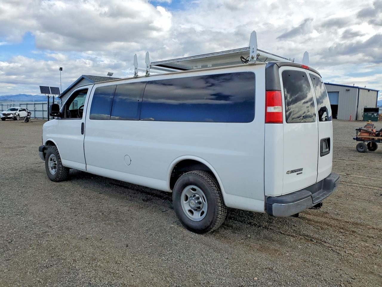 2015 Chevrolet Express G3500 LT