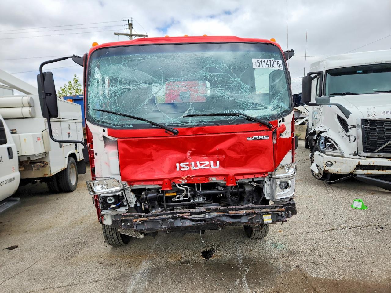 2025 Isuzu NRR