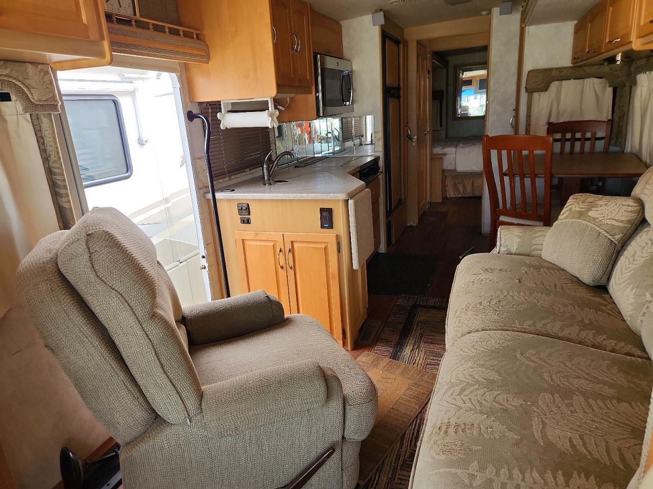 2004 Itasco Motorhome