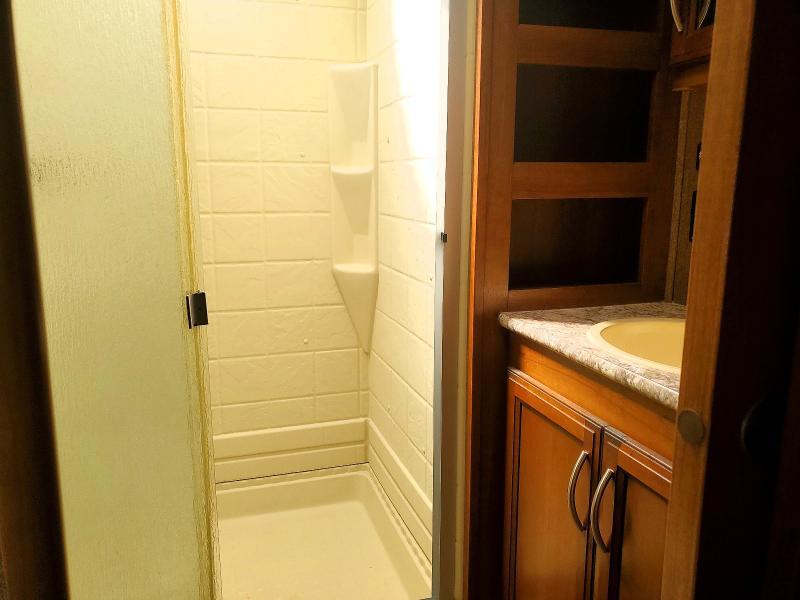 2016 Cruiser Rv 5THWHEEL