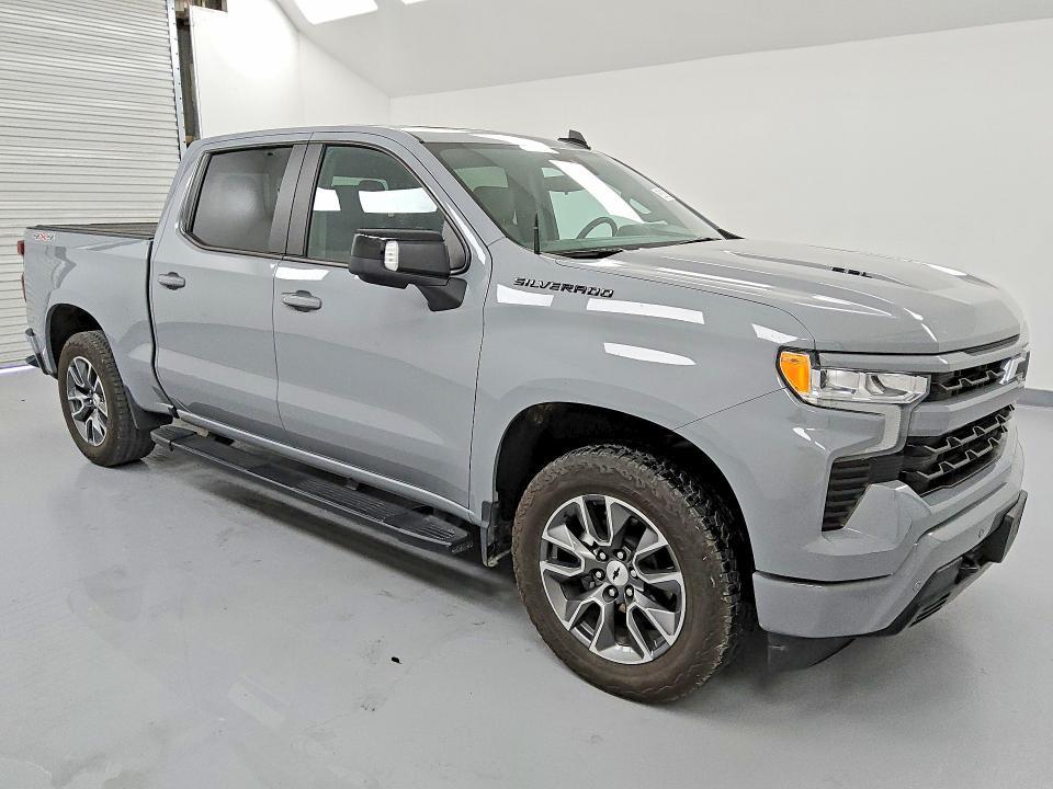 2025 Chevrolet Silverado K1500 RST