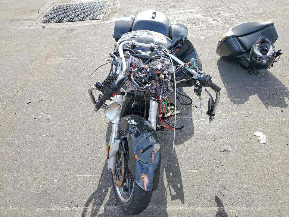 2016 Victory Cross Country Touring