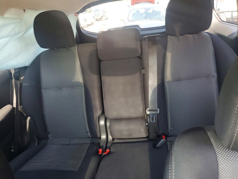 2017 Nissan Pathfinder sv