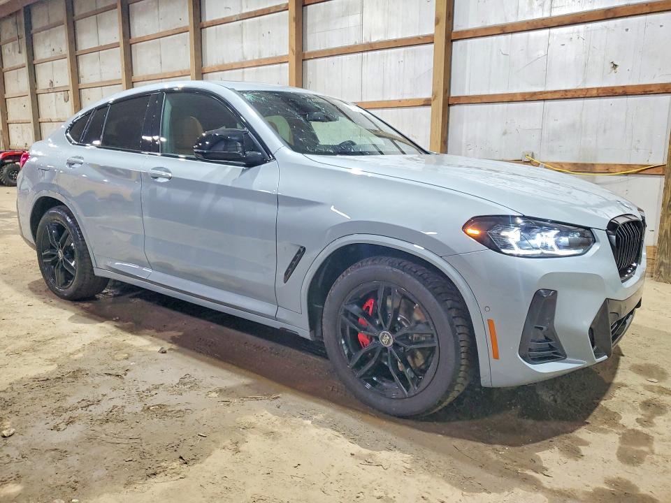 2025 BMW X4 M40i